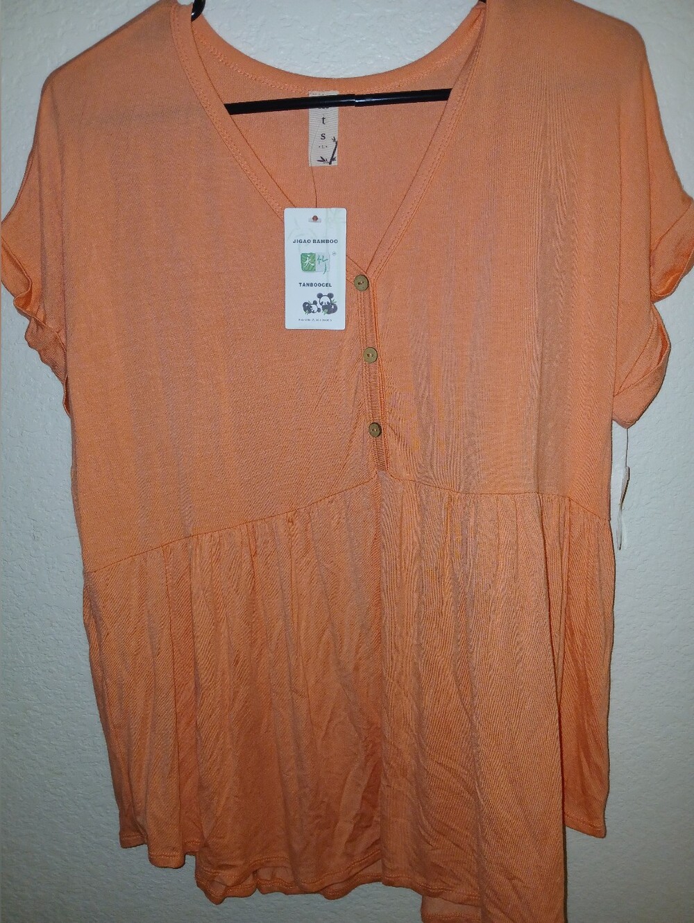Women's Peach Short Sleeve V-Neck Tunic Top